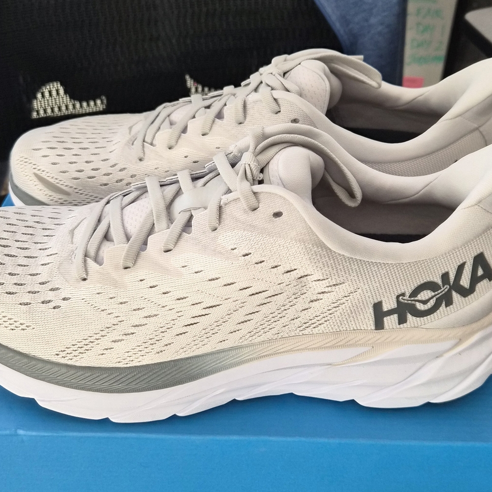 Hoka Men's Athletic Shoes Clifton 8 - Light Gray and White